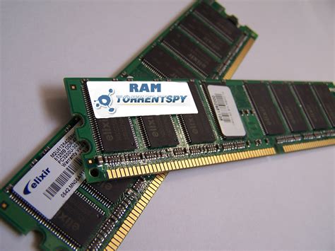 RAM (random access memory) .